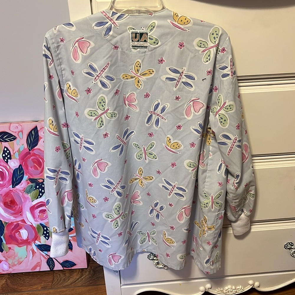 Scrub jacket! - Picture 5 of 6